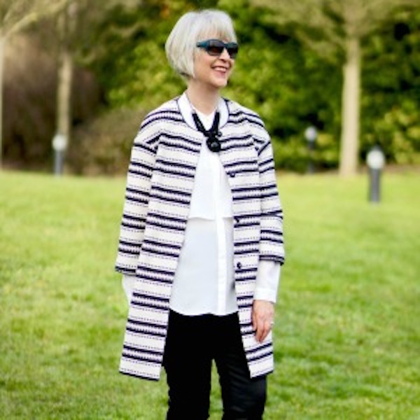 Black & White coat with blk necklace