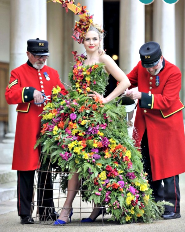 chelsea flower show dress