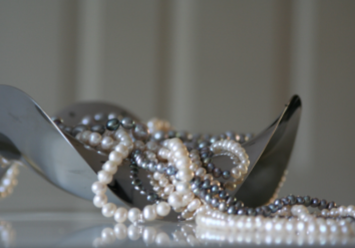 Claudia Bradby pearl necklace