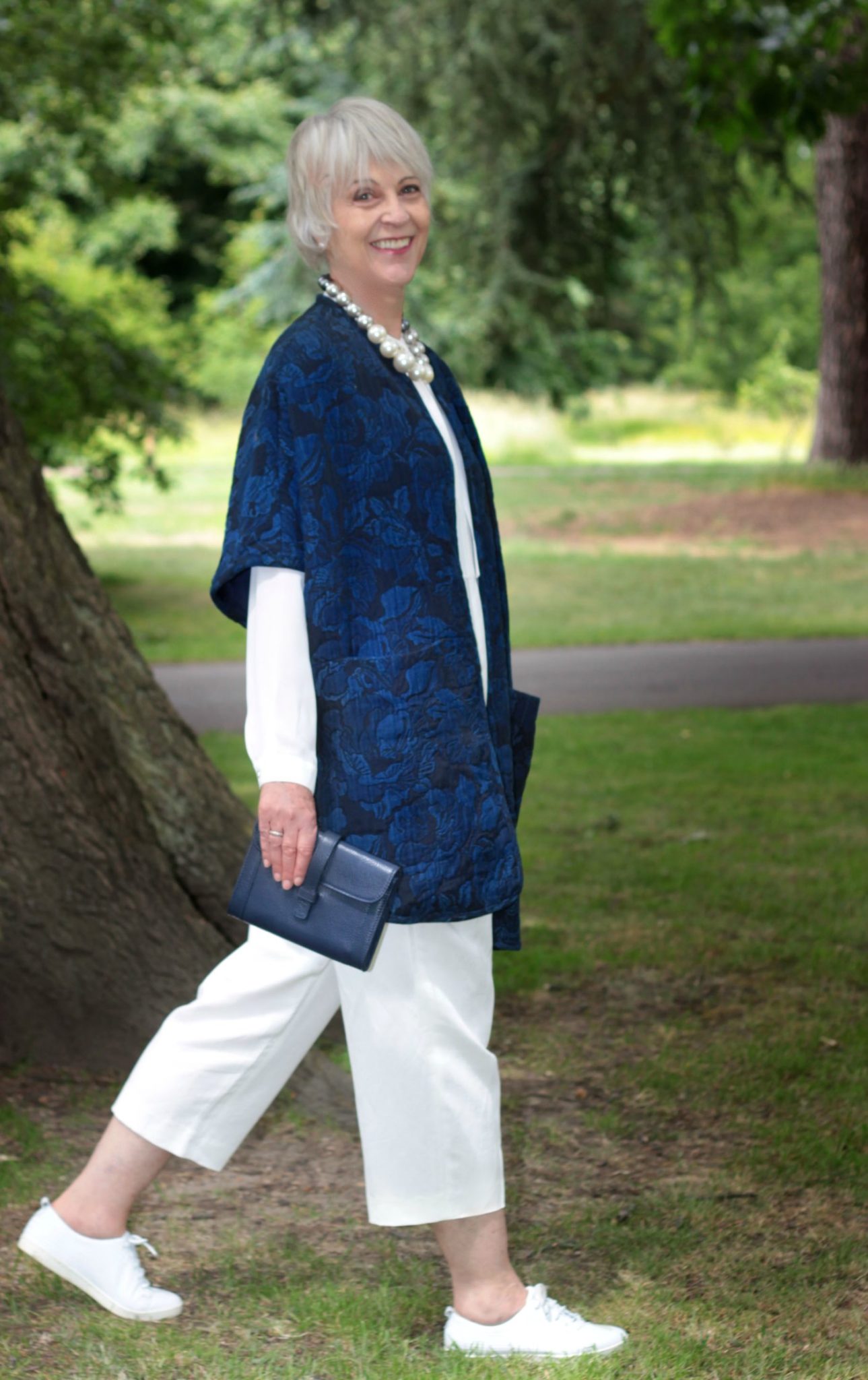 Navy kimono coat, cream wide trousers and top