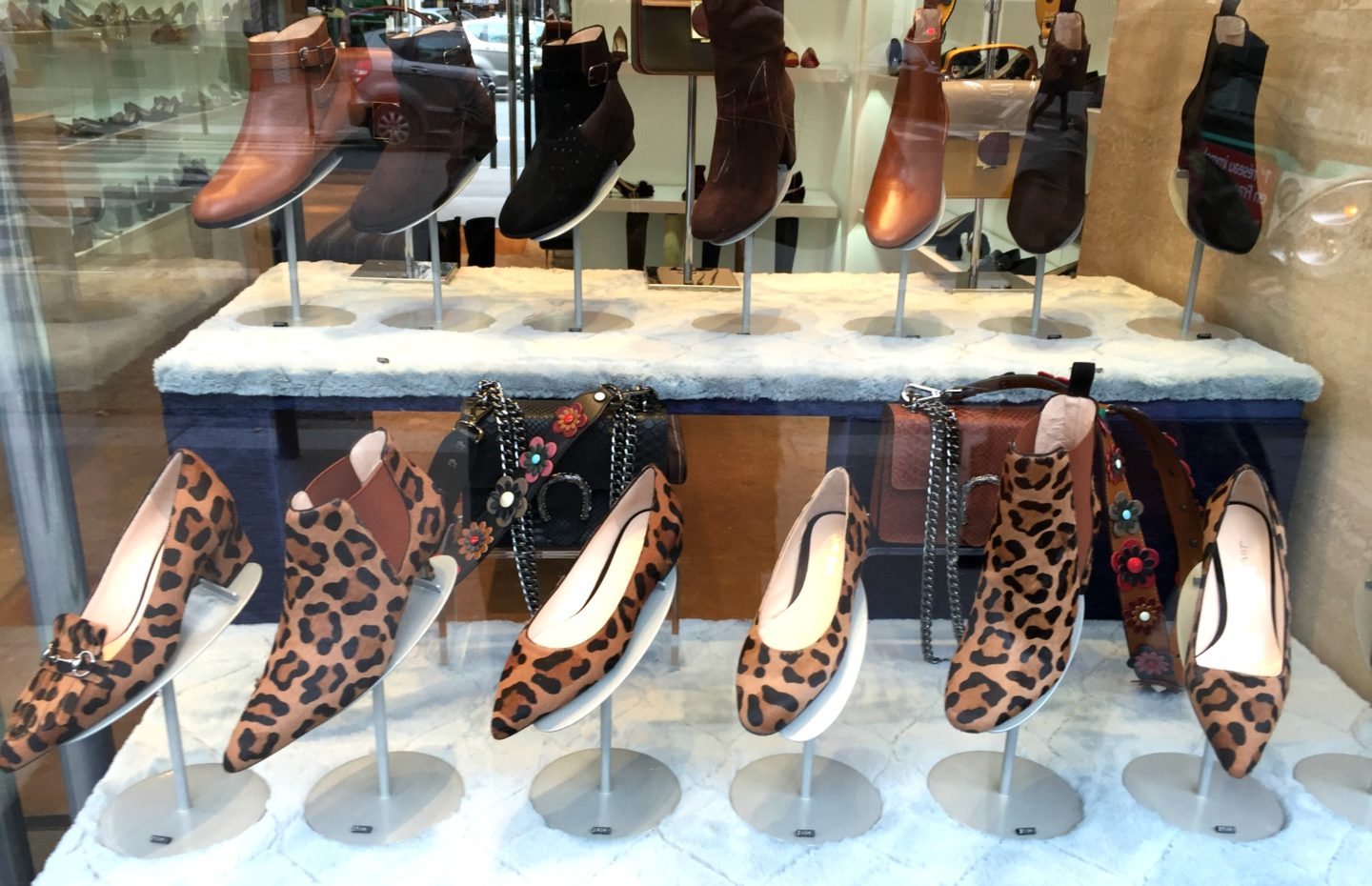 Paris street style and shop windows