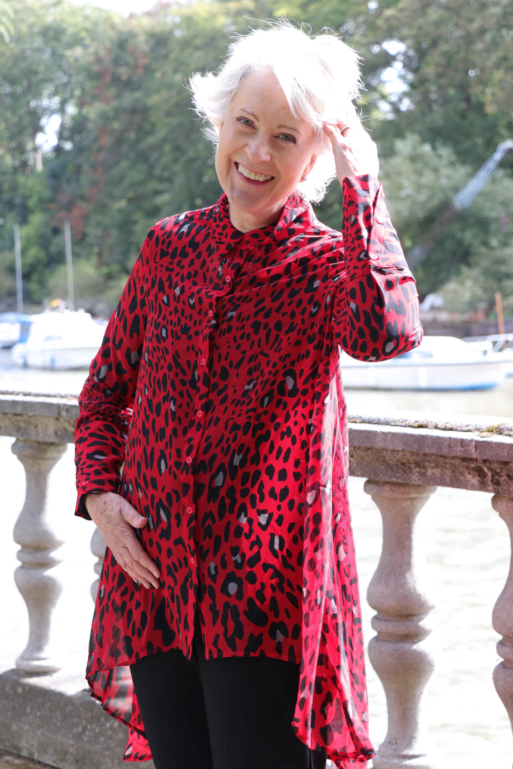 Red leopard print top