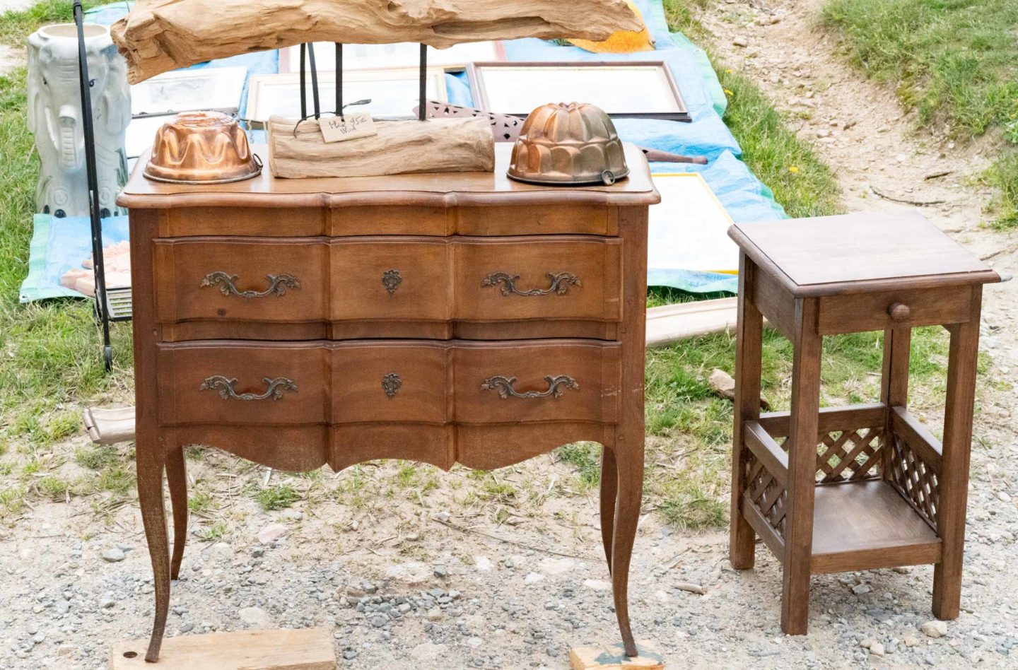 chest of draws in the brocante