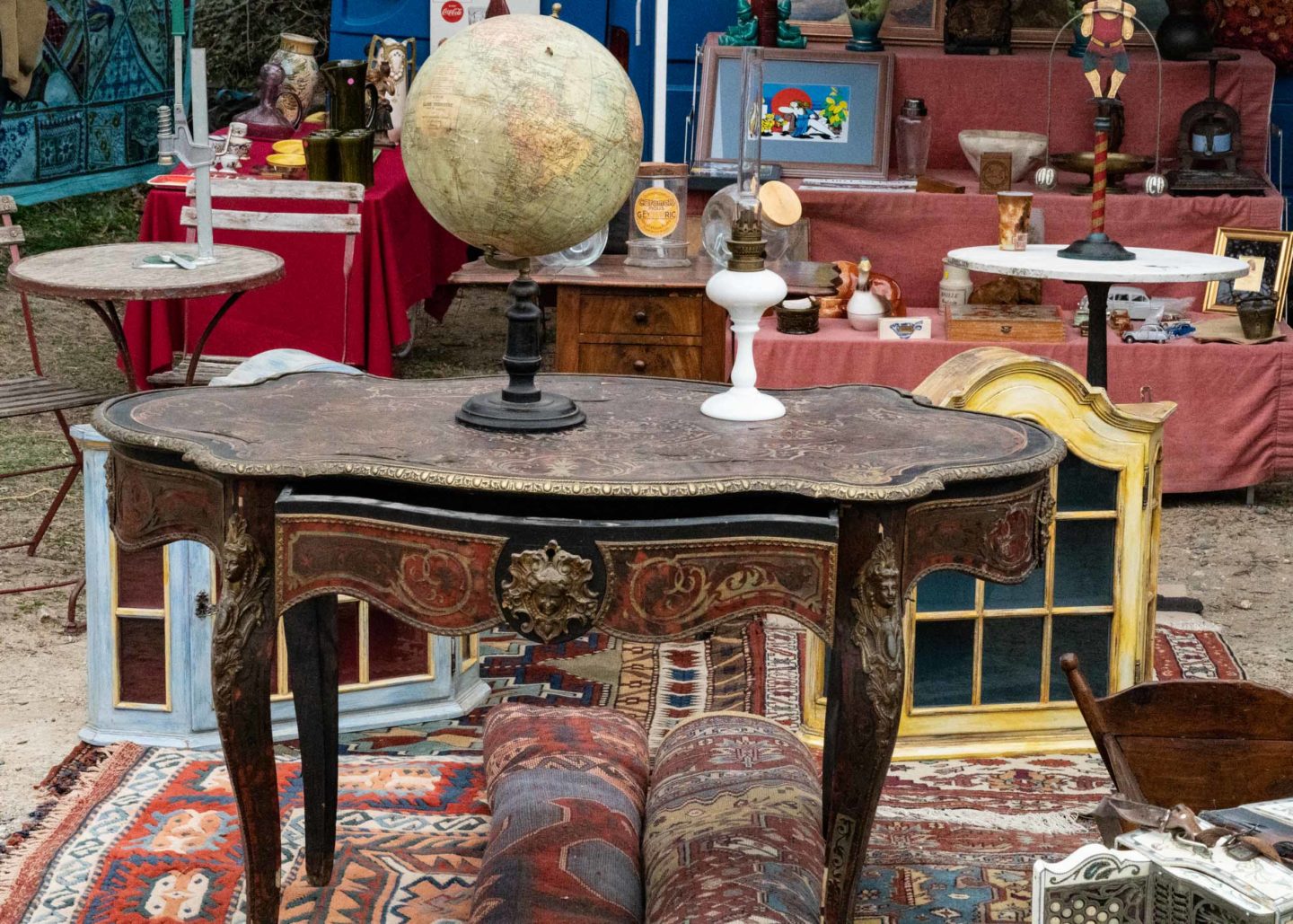 table at the brocante