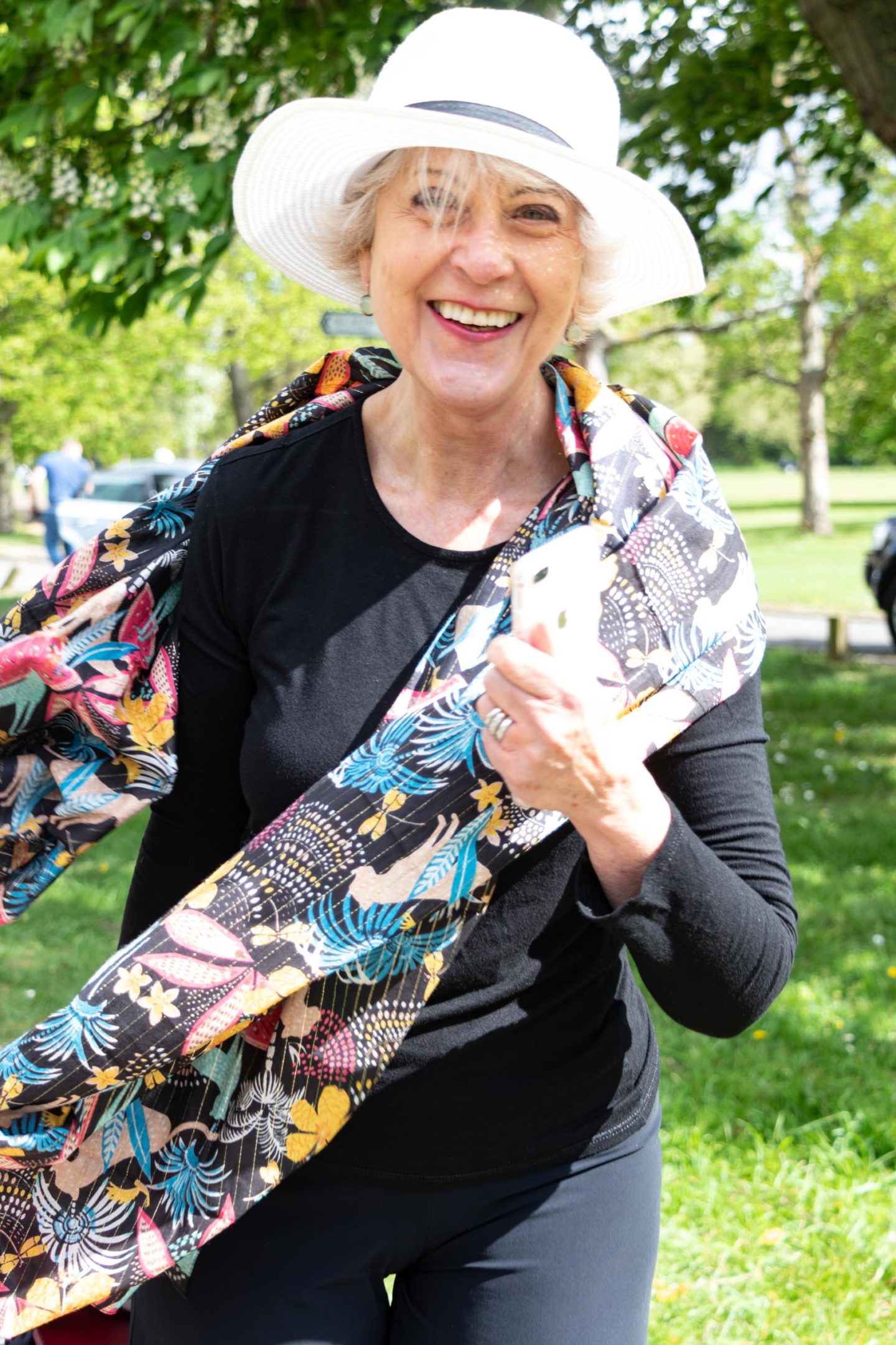 Exotic summer shawl