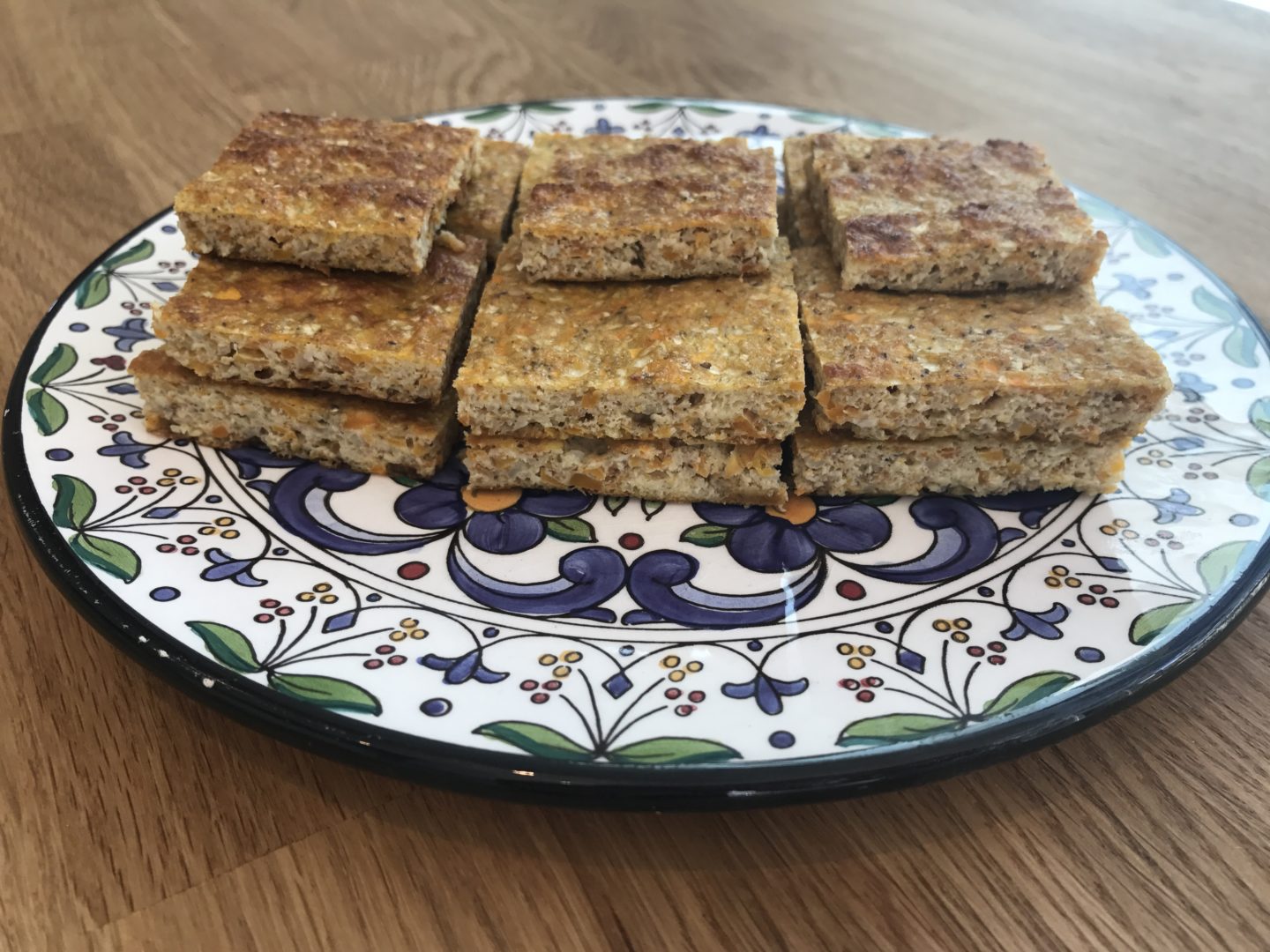 LOW CARBOHYDRATE GUILT-FREE SNACKS