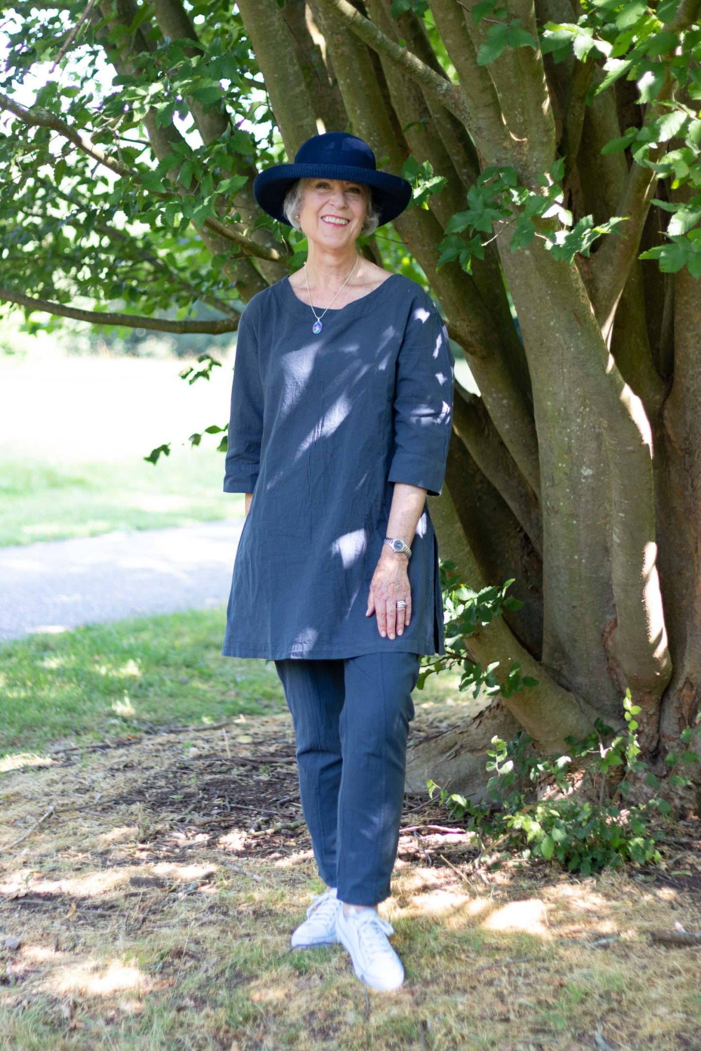 Cool cotton tunic and trousers