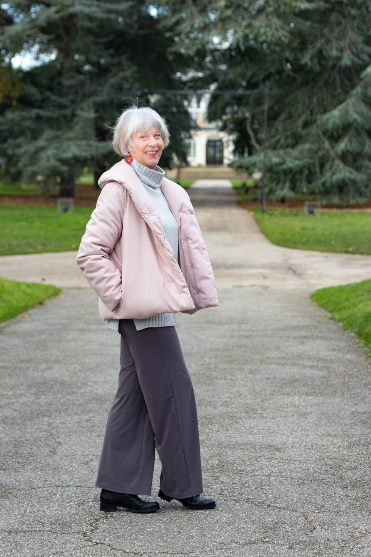 HOW TO LAYER UP AND KEEP WARM