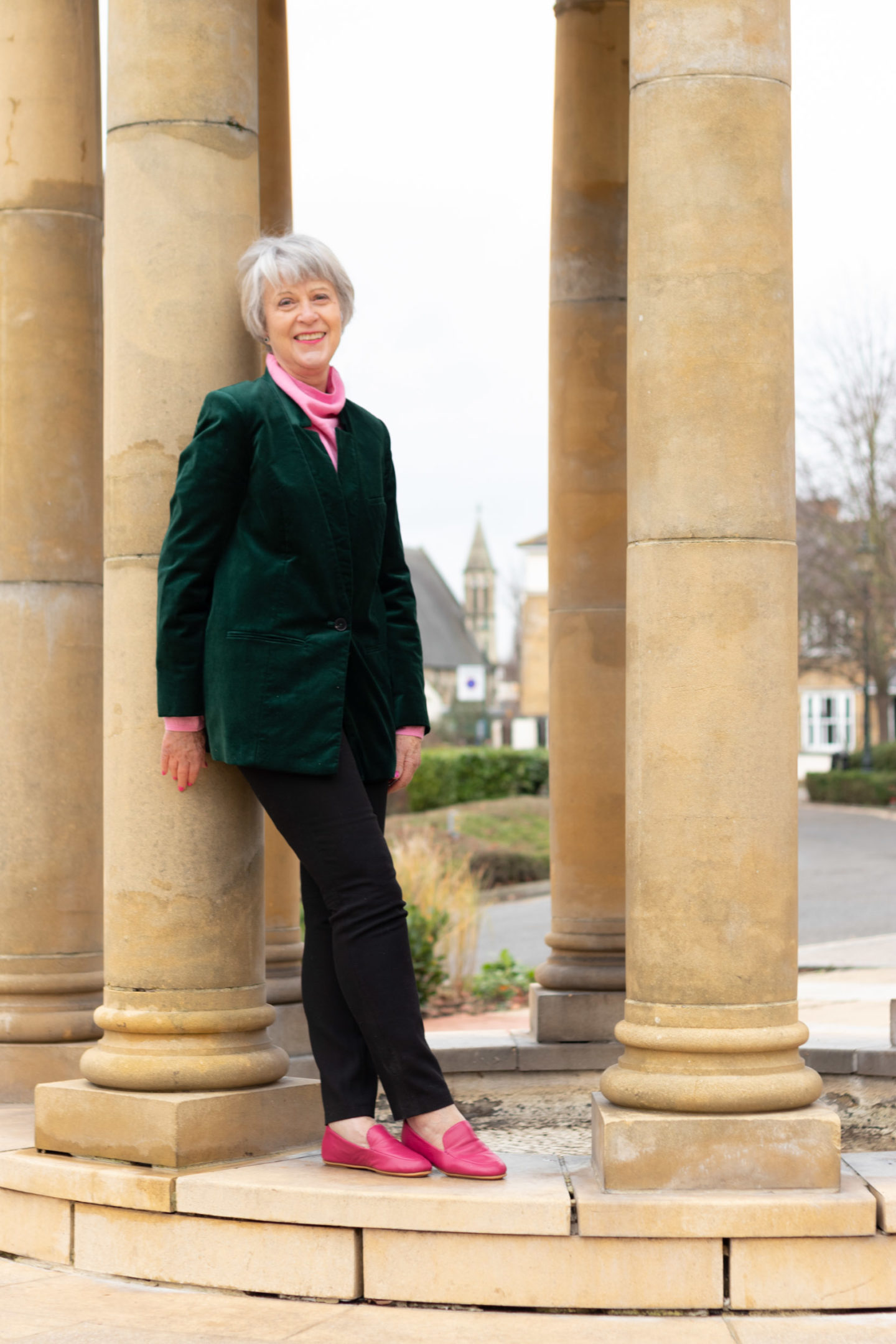 How to mix pink and green successfully