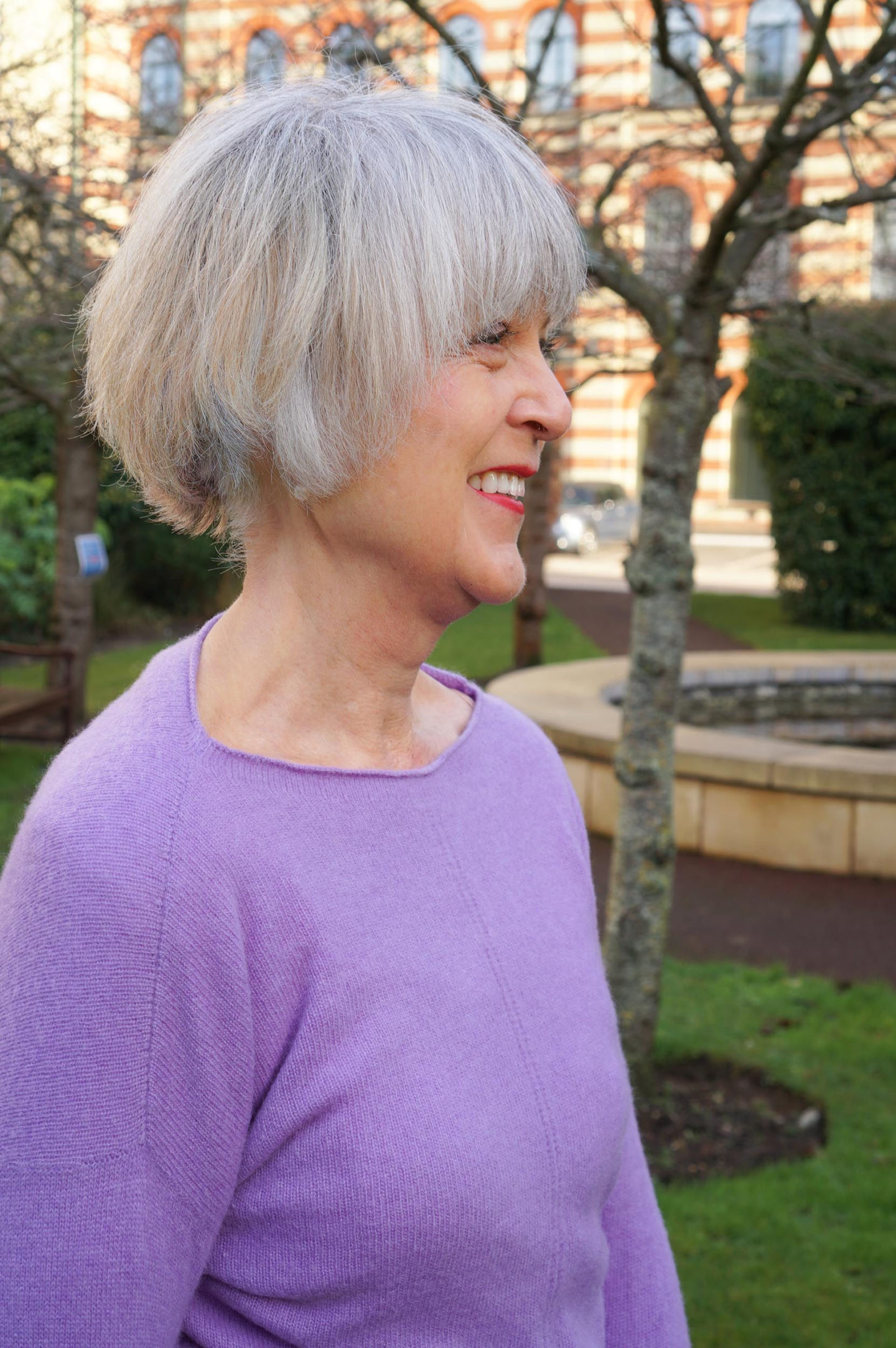 How to look after grey hair