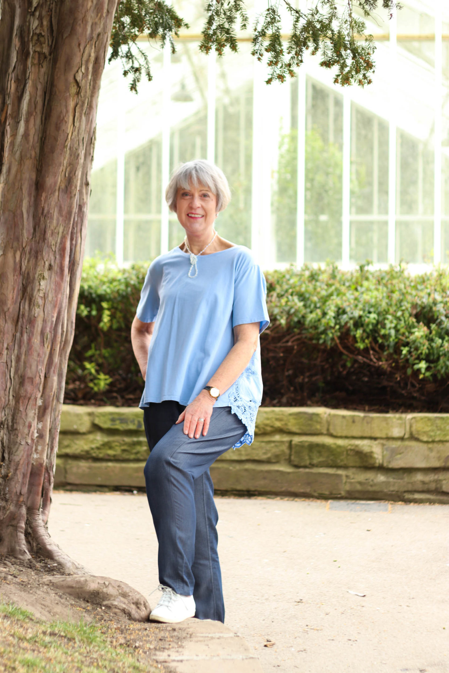 How to style a fresh and cheerful feminine top