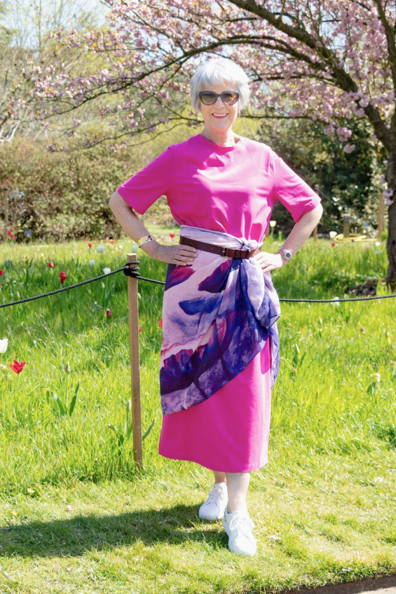 How to dress up a simple maxi dress
