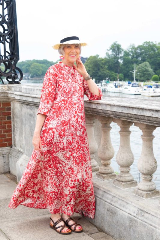 How to adapt a kaftan for everyday