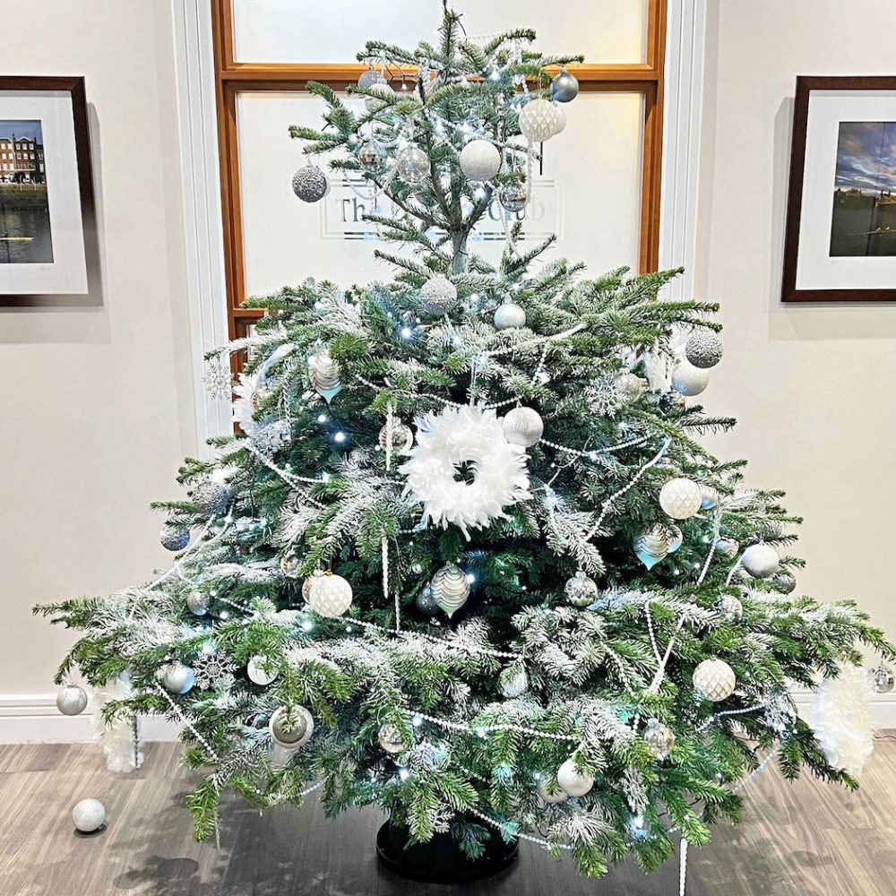 Wishing you a very Happy Christmas