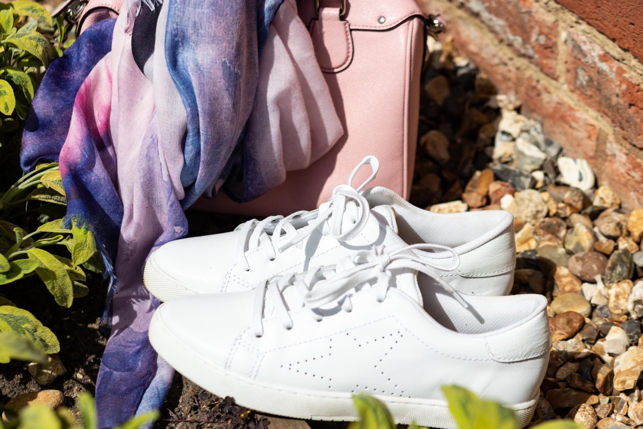 Pavers white star trainers